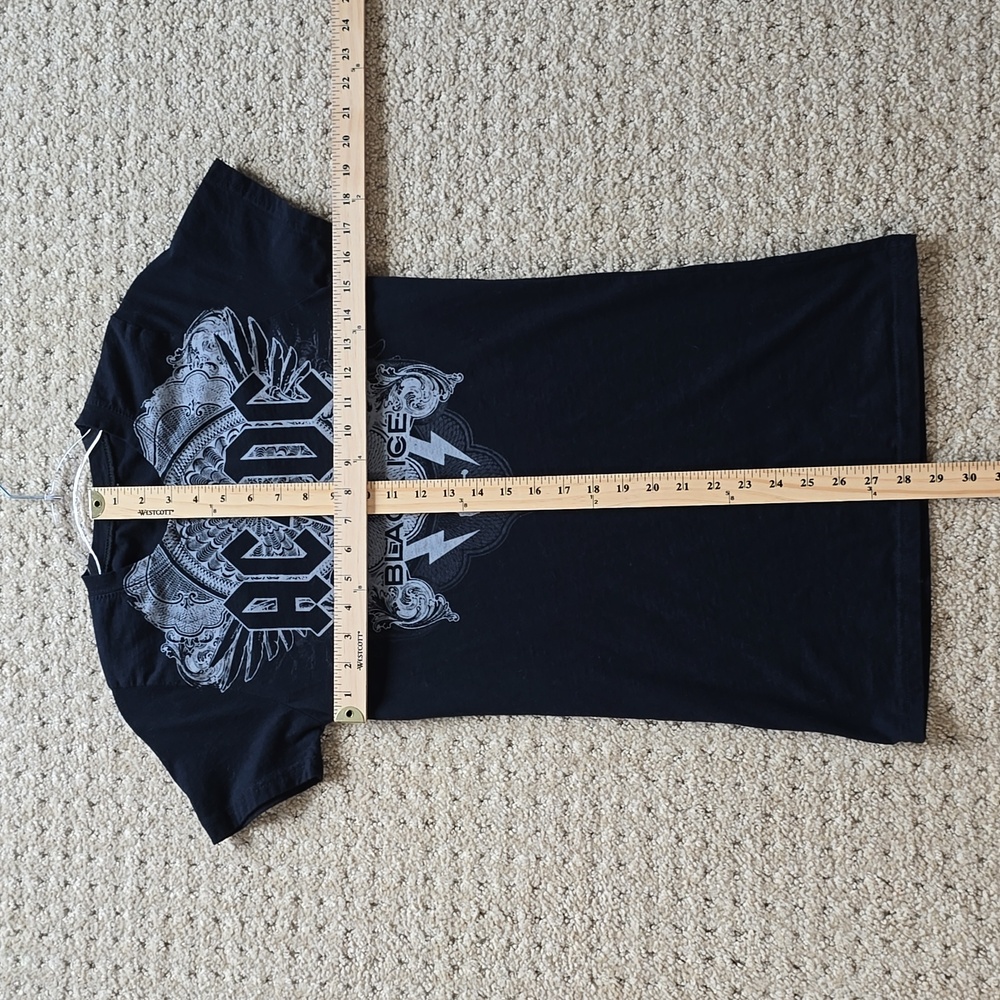 Vintage AC/DC Black Ice Tour Ladies Tee Size S/M - Picture 3 of 5